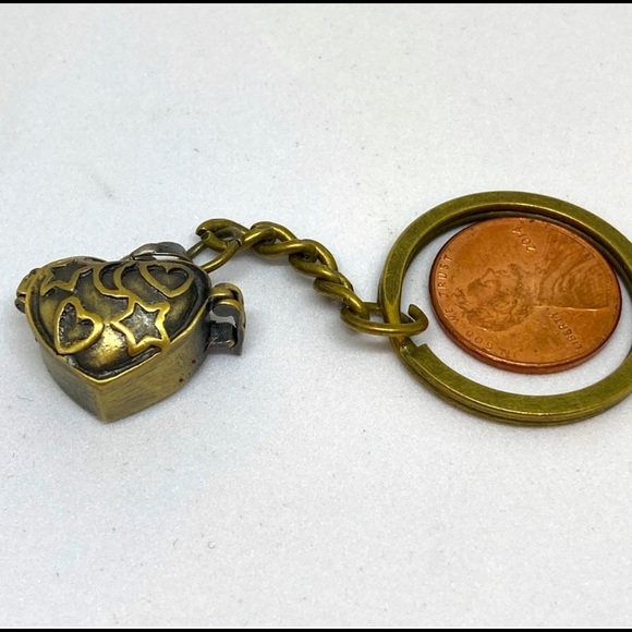 Unlock Your Desires: Manifestation Wish Box Brass Keychains Set of 5 Assorted - Picture 8 of 11